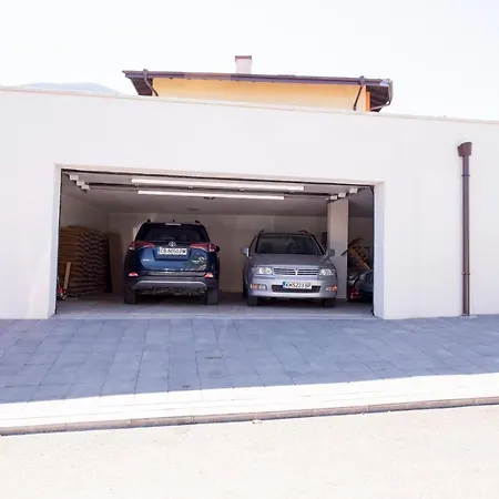 Detelina * Sapareva Banja