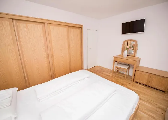 Detelina * Sapareva Banja